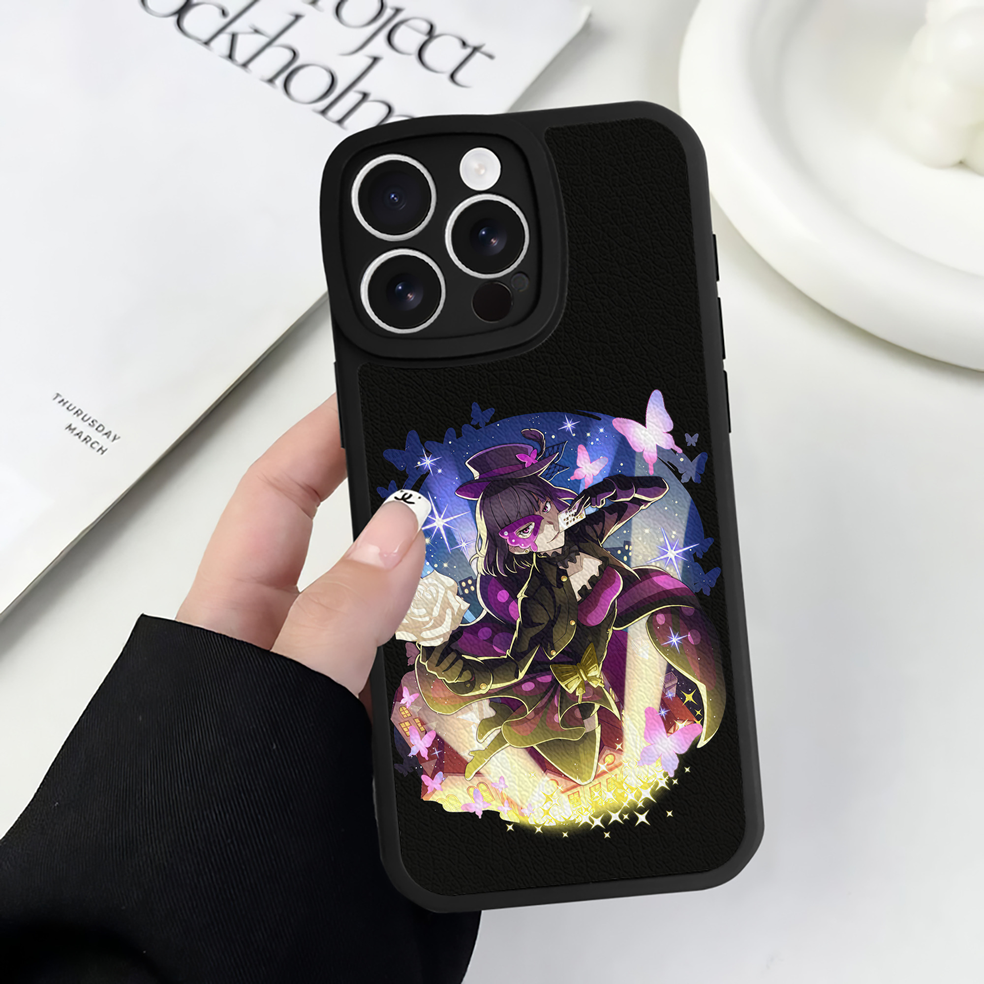 （画像用） 文豪ストレイドッグス Bungo Stray Dogs 【iPhone 16シリーズ対応】シリコンスマホケース（レザー調） 材質：シリコン